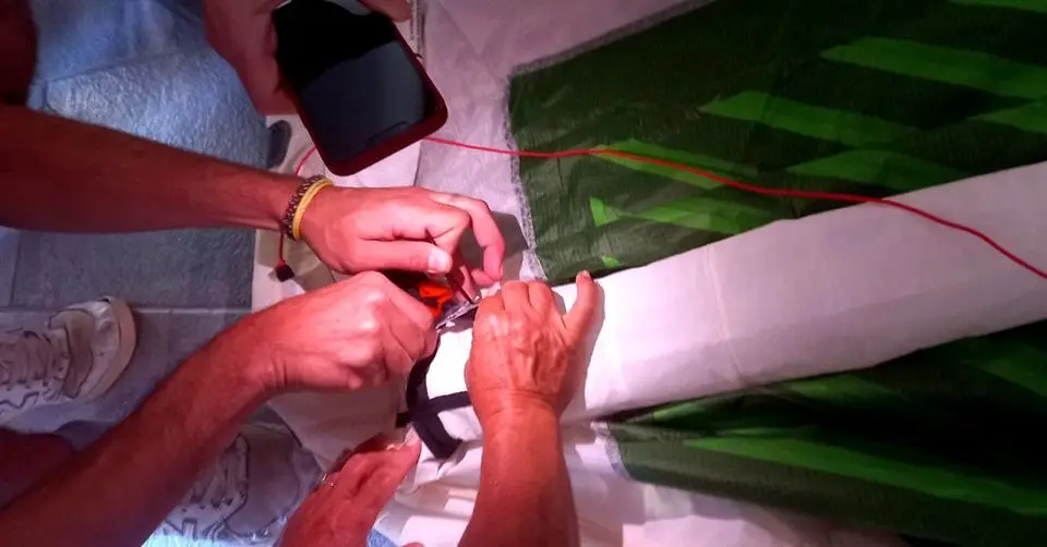 Kite bladder replacement workshop